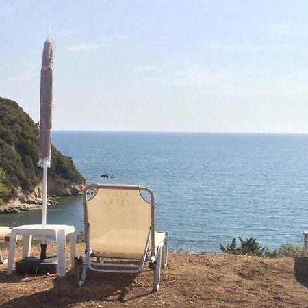 Katevi Luxury Seafront Villa Ierissós Luaran gambar