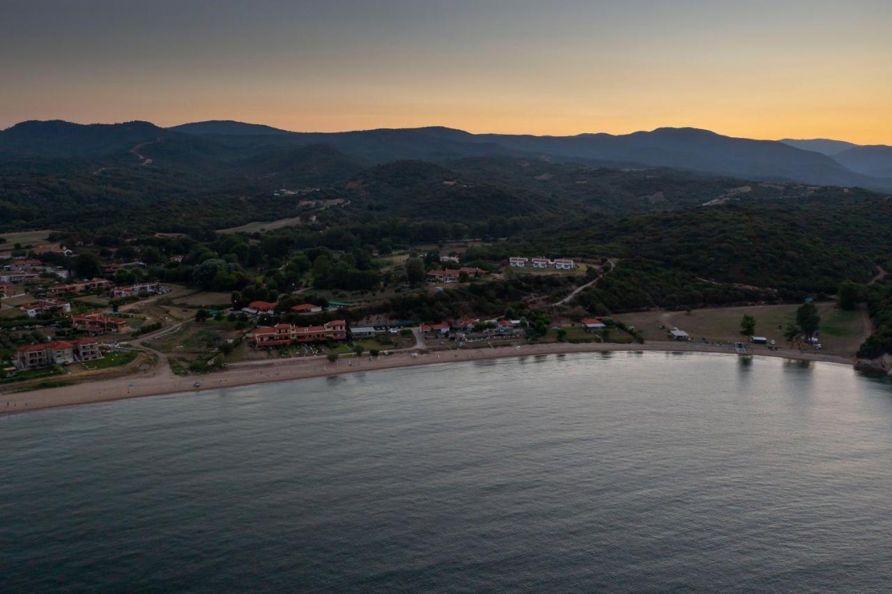 Katevi Luxury Seafront Villa Ierissós Luaran gambar